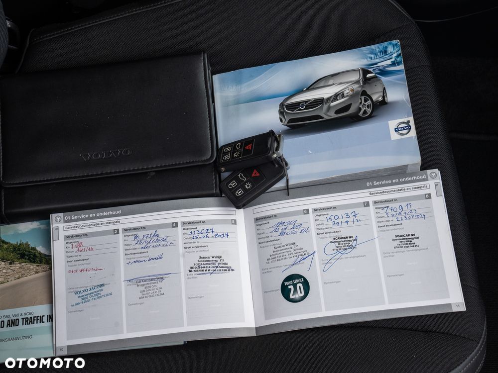Volvo V60 D4 Business Edition - 40