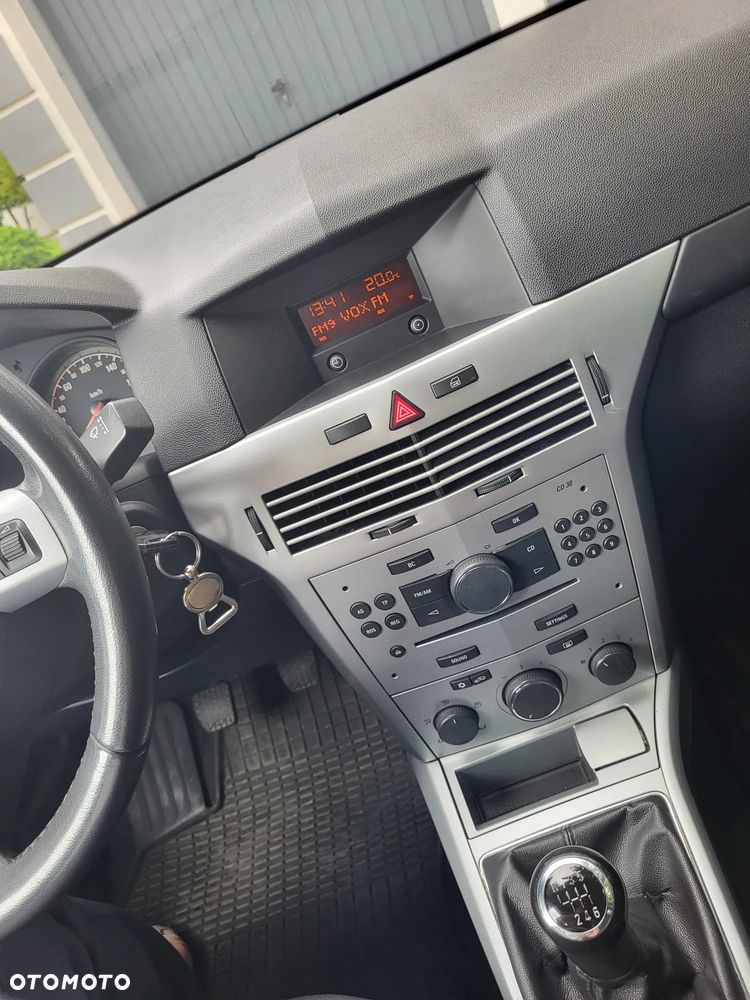 Opel Astra 1.3 CDTI - 5