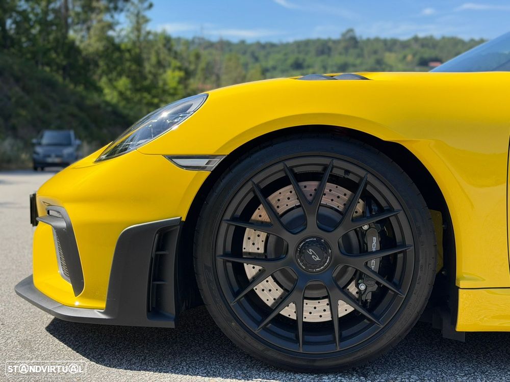 Porsche 718 Cayman GT4 RS - 56