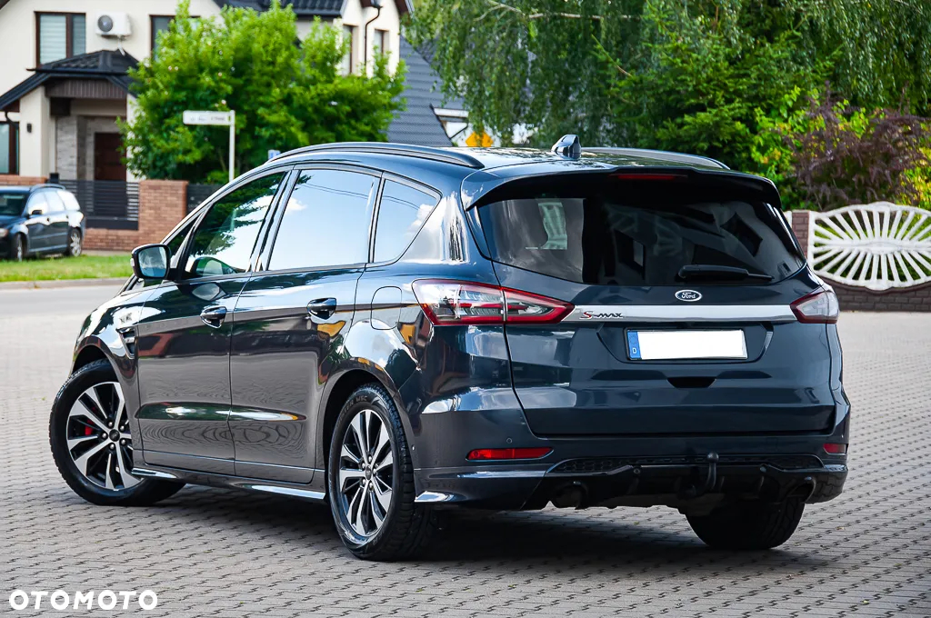 Ford S-Max - 16