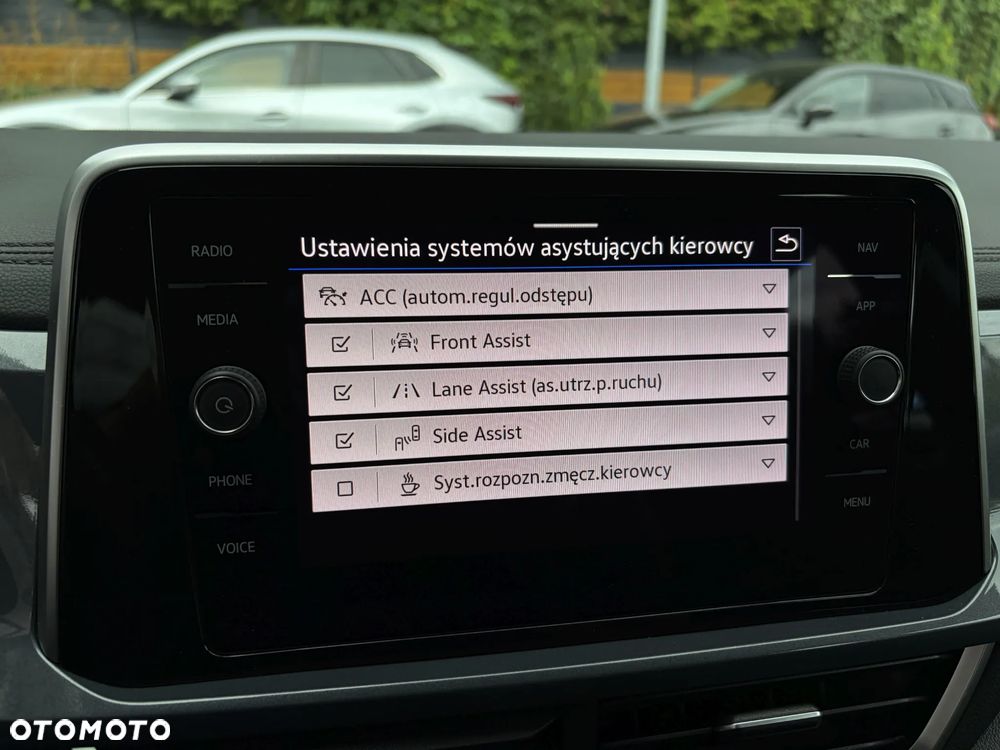 Volkswagen T-Roc - 28
