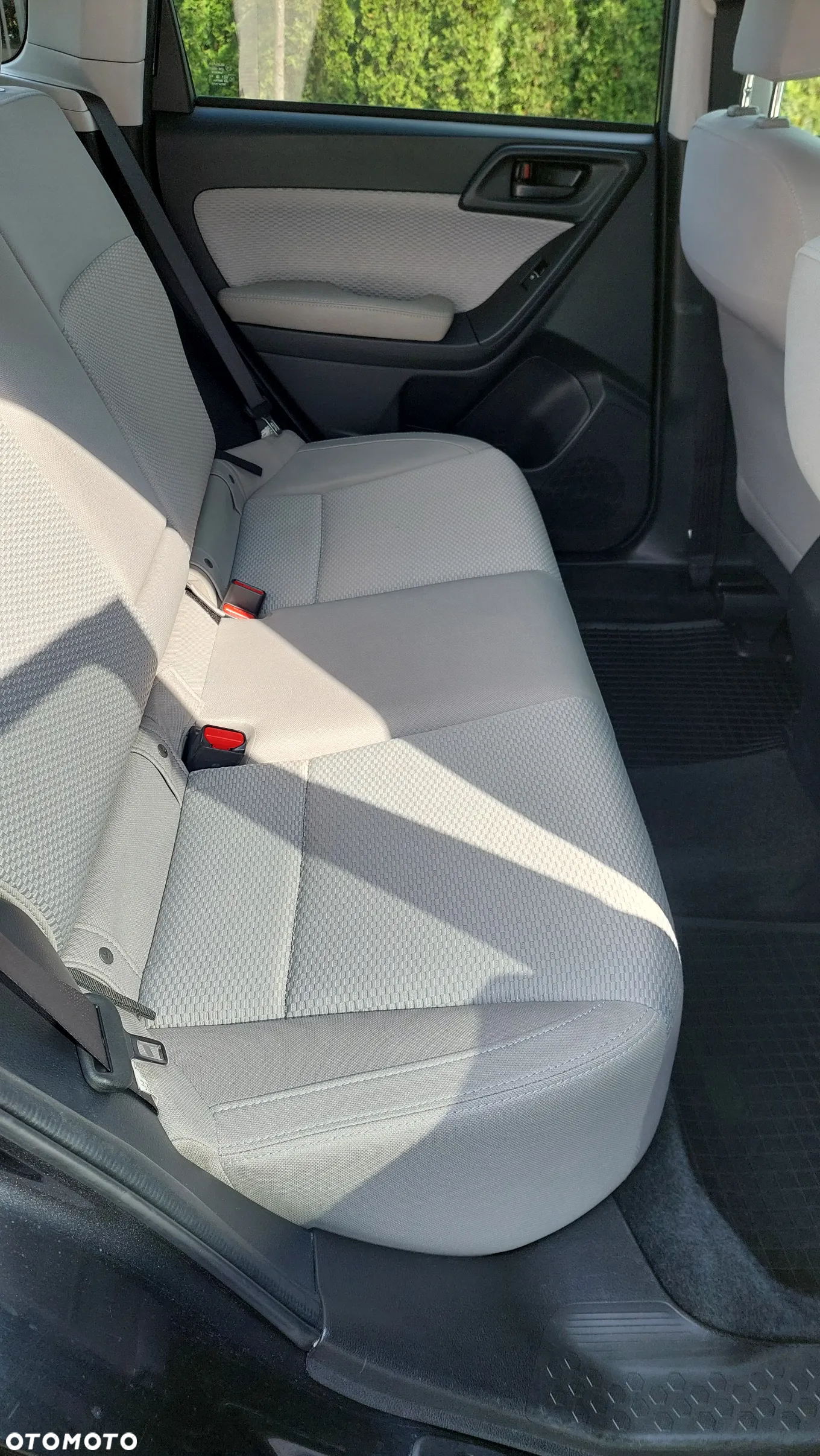 Subaru Forester 2.0i Comfort Lineartronic - 13