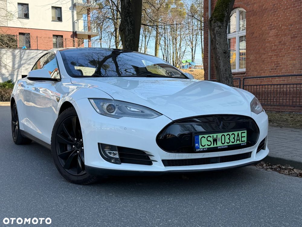 Tesla Model S 85D Allradantrieb - 6