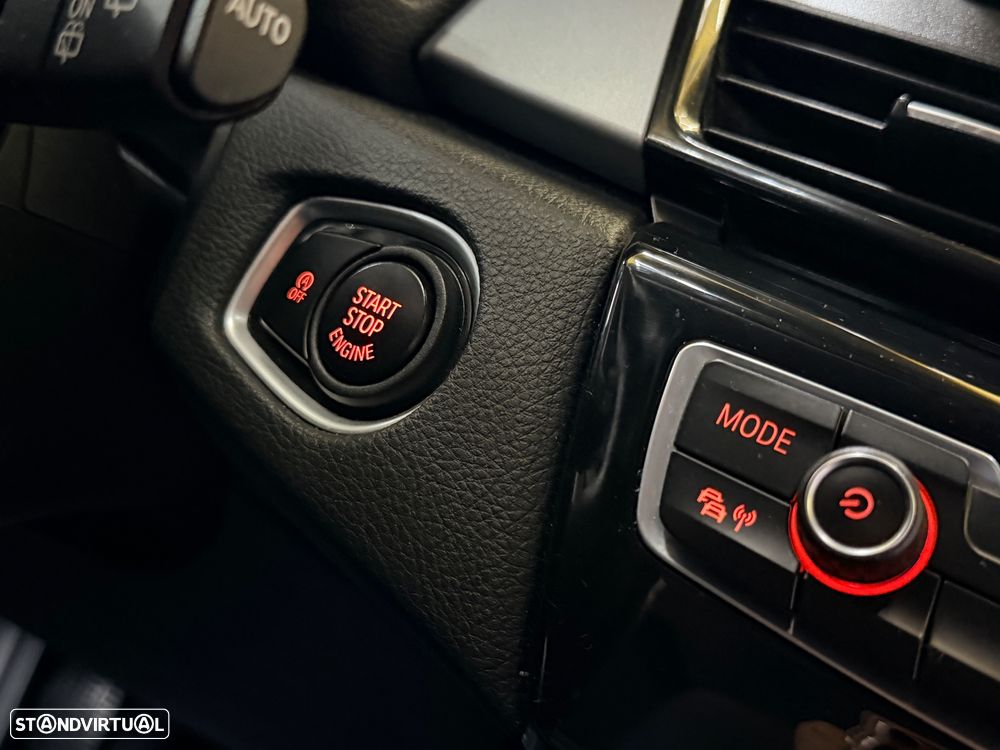 BMW 216 Active Tourer d Advantage - 40