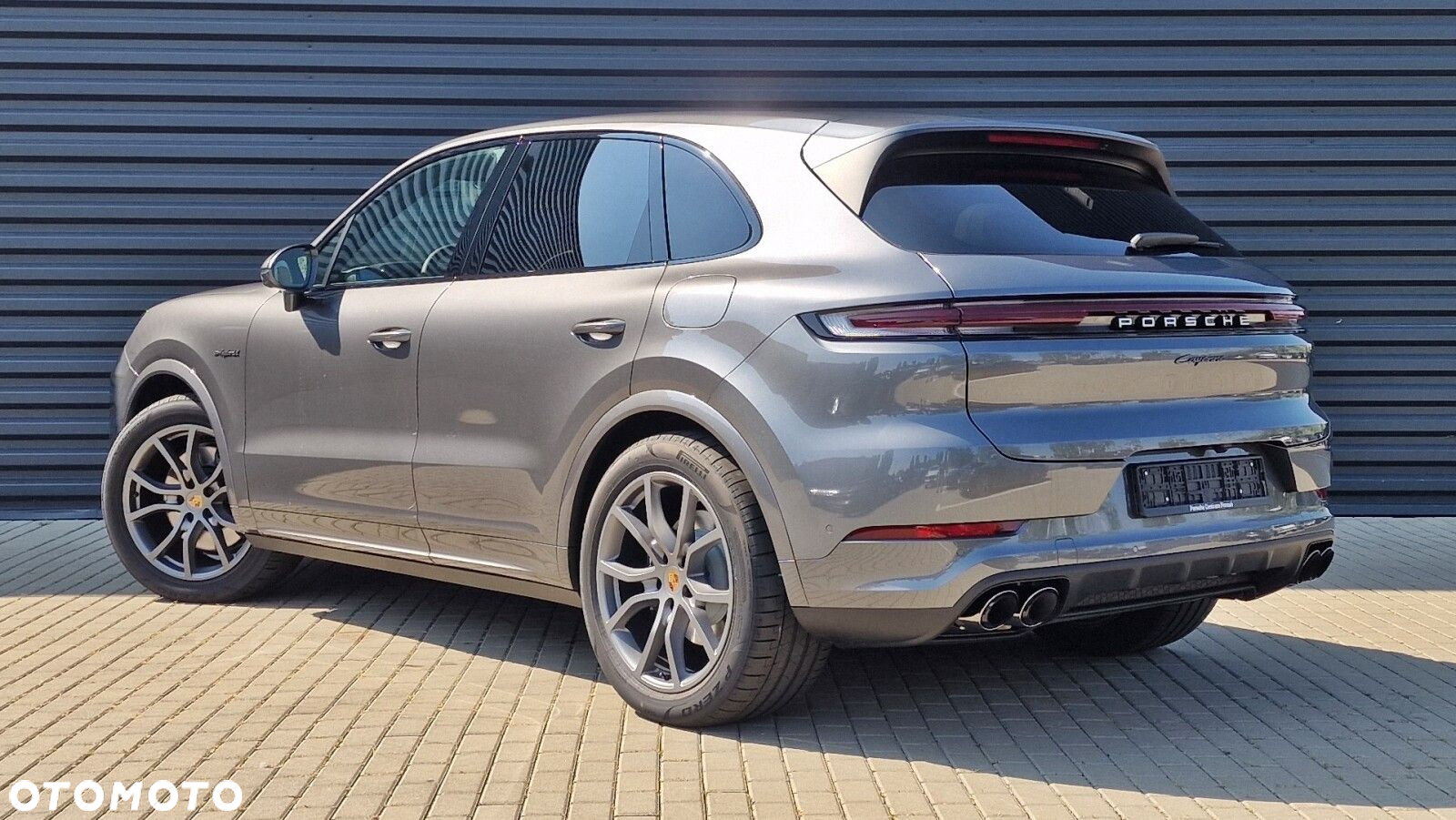 Porsche Cayenne - 5
