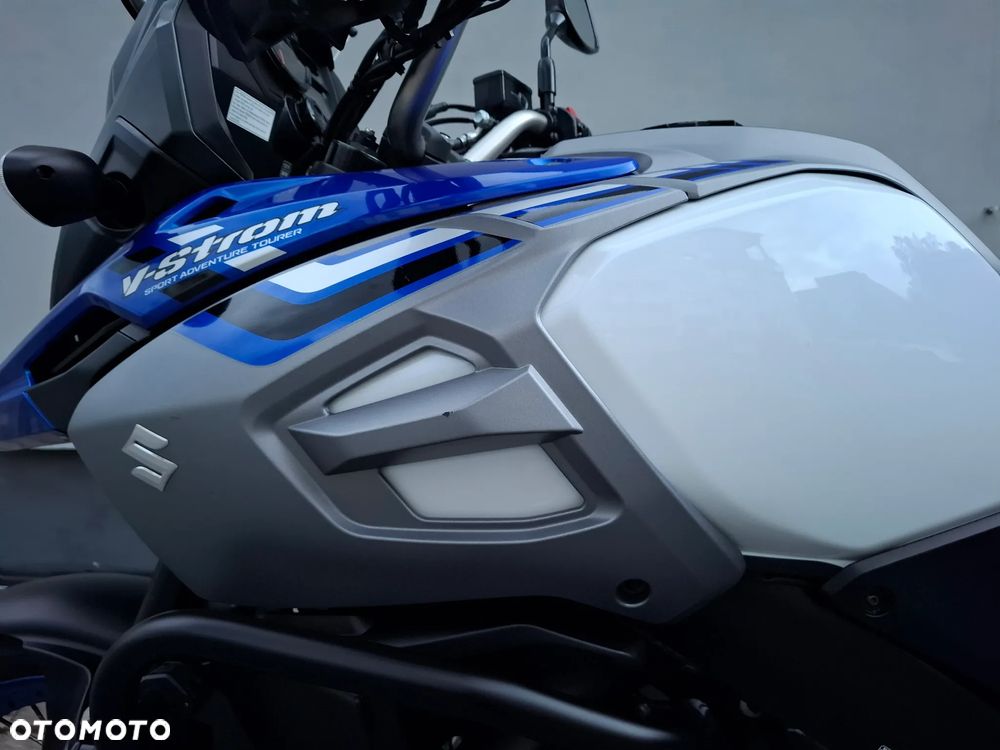 Suzuki DL - 26