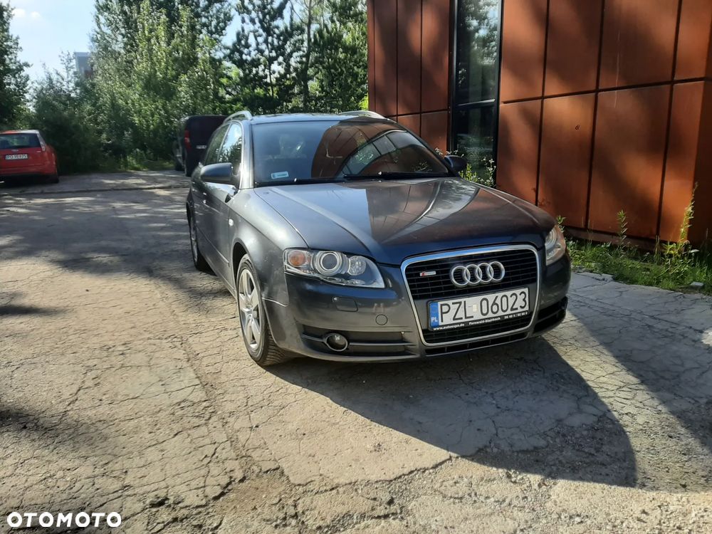 Audi A4 Avant - 1