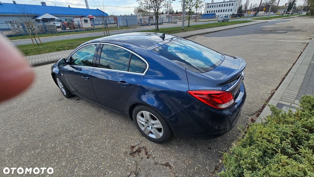 Opel Insignia 2.0 CDTI ecoFLEX - 11