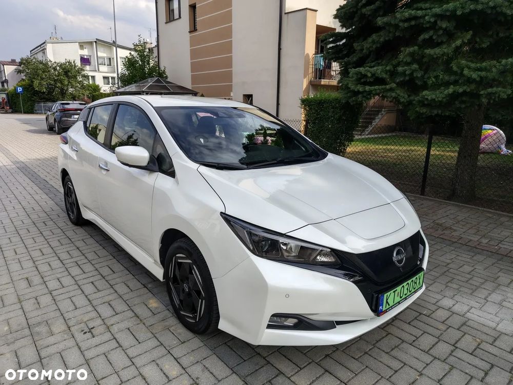 Nissan Leaf 40 kWh Tekna - 25