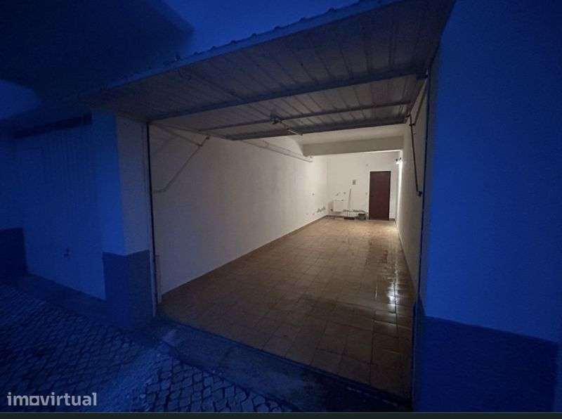 Garagem para alugar em Cascais - Garage for rent in Cascais - Grande imagem: 2/2