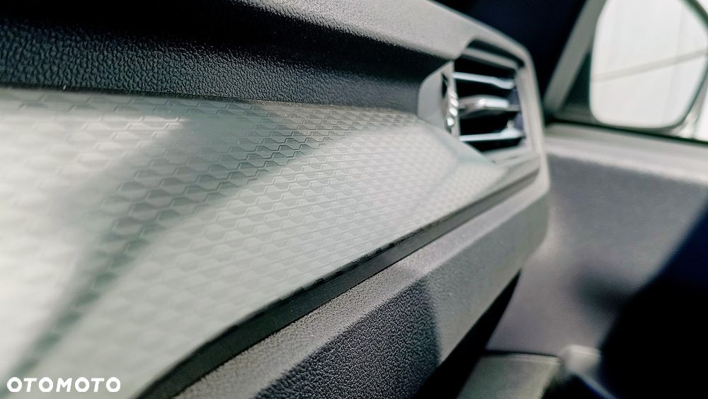 Ford Kuga 2.5P PHEV FWD Sound Edition eCVT - 32