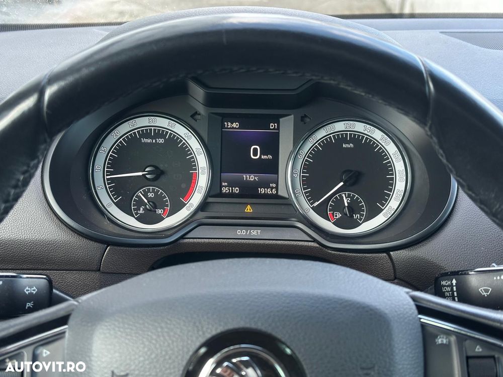 Skoda Octavia 2.0 TDI DSG Premium Edition - 7