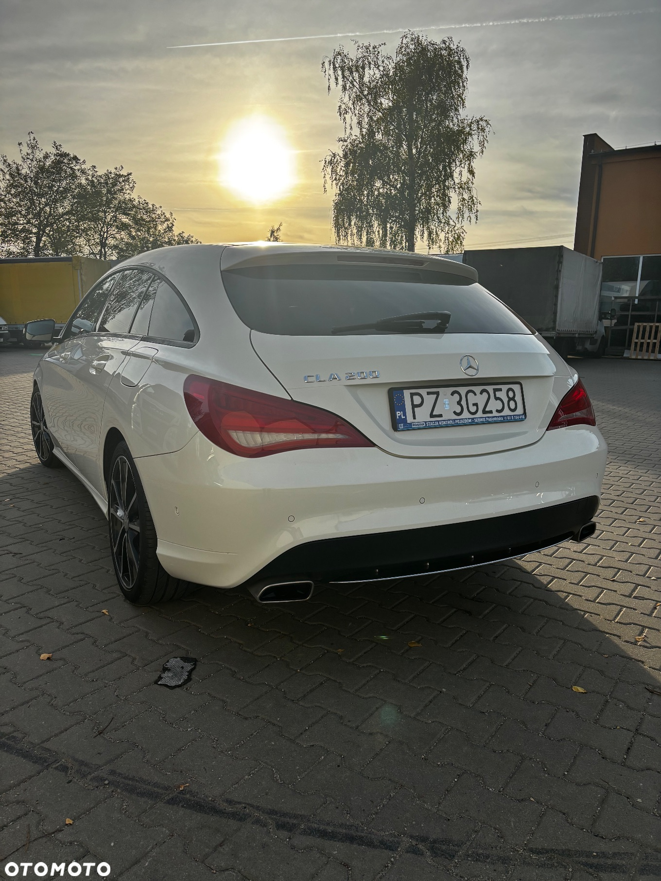Mercedes-Benz CLA - 5