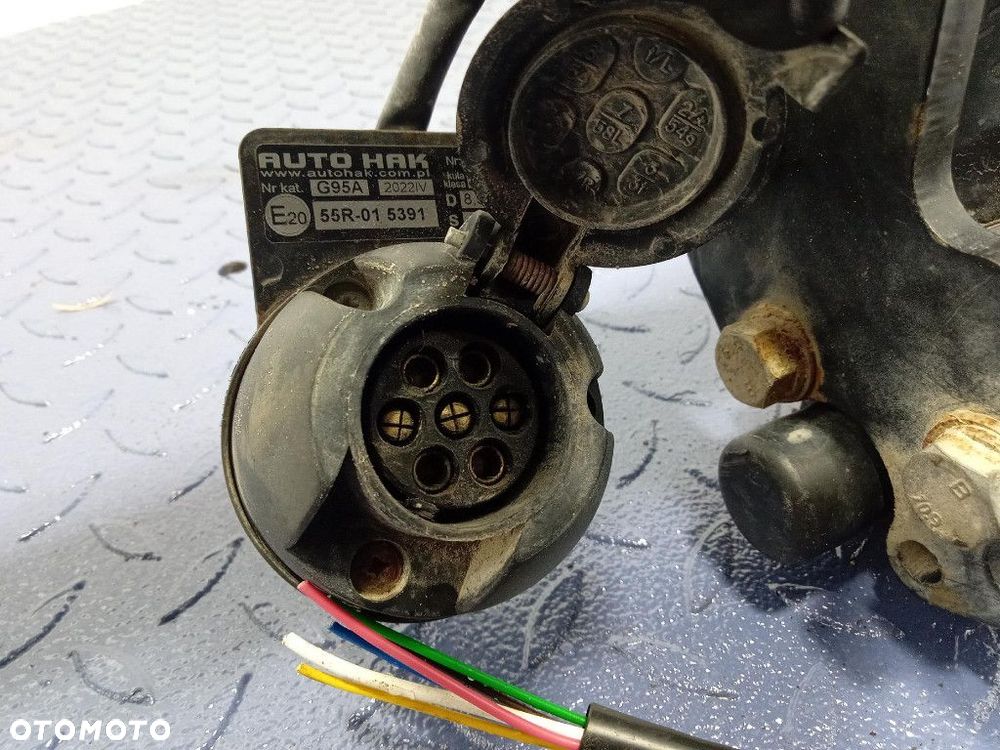 DACIA DUSTER I LIFT 13- HAK HOLOWNICZY DO PRZYCZEPY - 5