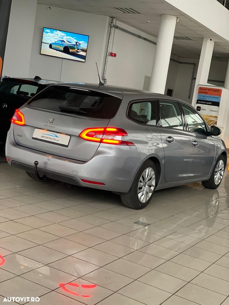 Peugeot 308 SW 1.2 L PureTech Turbo Allure - 6