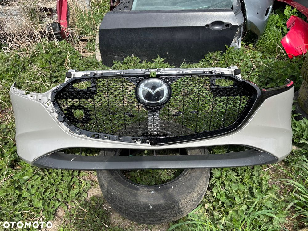 Przedni Zderzak Mazda 3 bp 47s - 1