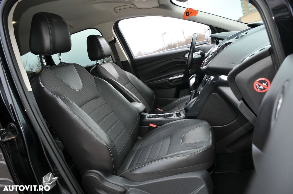 Ford Kuga 2.0 TDCi 4x4 Aut. Titanium - 12