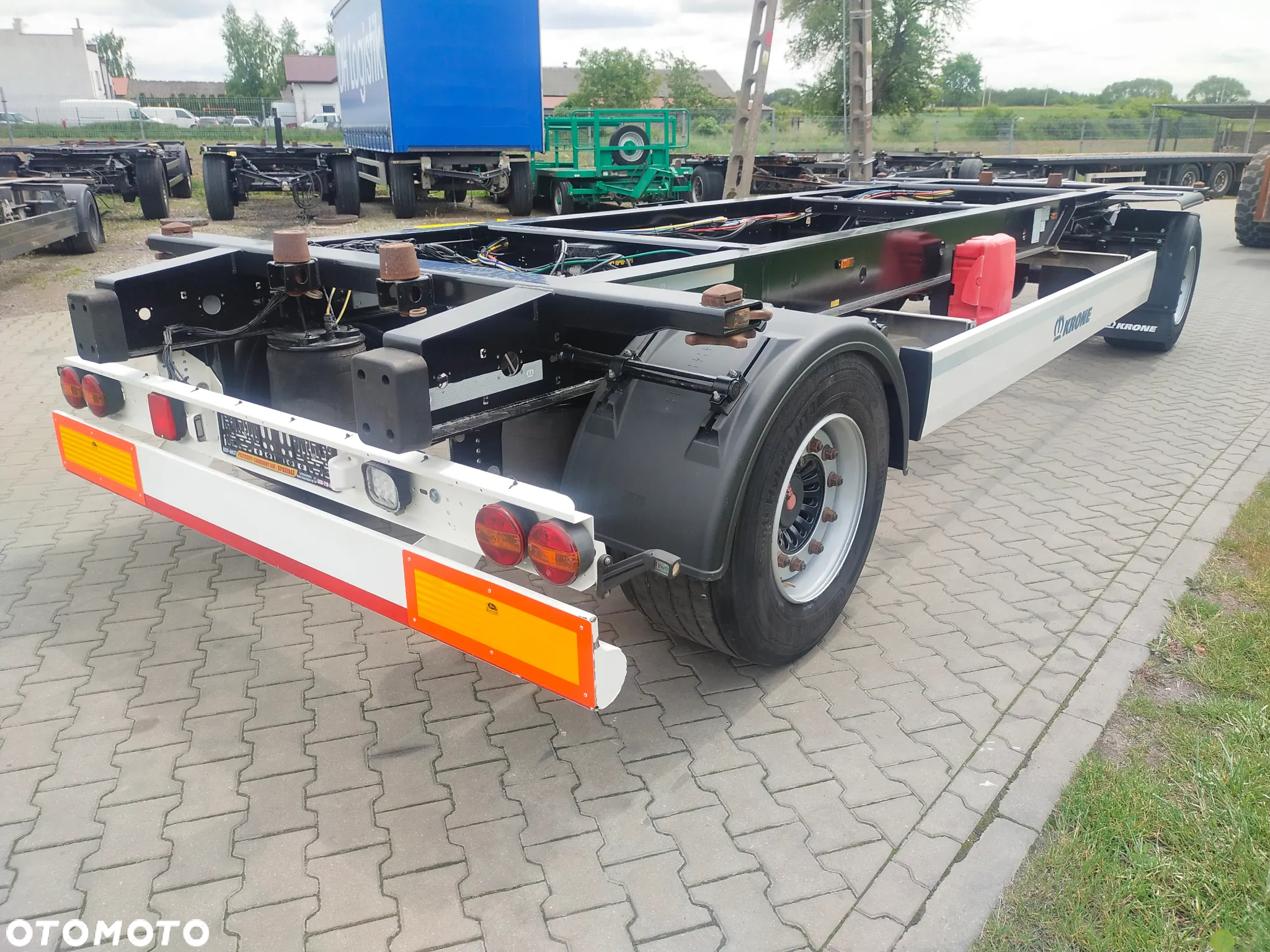Krone Przyczepa BDF Krone Jumbo Mega koła 19.5 cala idealny stan - 8