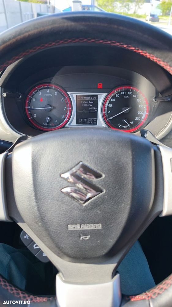 Suzuki Vitara S 1.4 Boosterjet 4X4 Aut. - 16