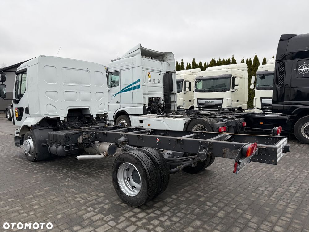 Renault MIDLUM 220 DXI // Przystawka/pompa // DMC 12T // Kabina Sypialna // rama do zabudowy - 6