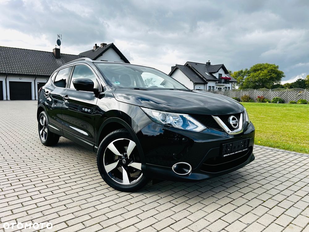 Nissan Qashqai 1.2 DIG-T N-Connecta - 1