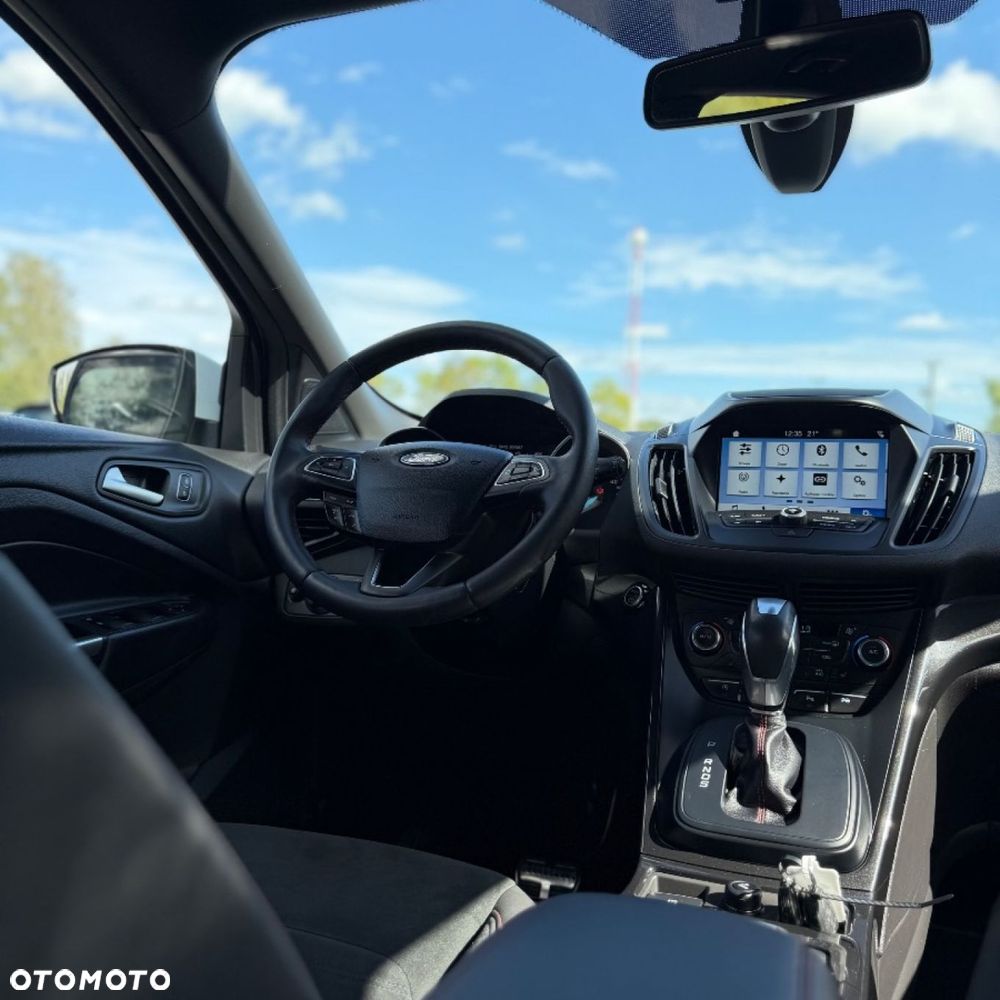 Ford Kuga - 20