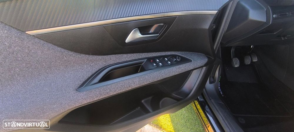 Peugeot 5008 1.2 PureTech Active - 11