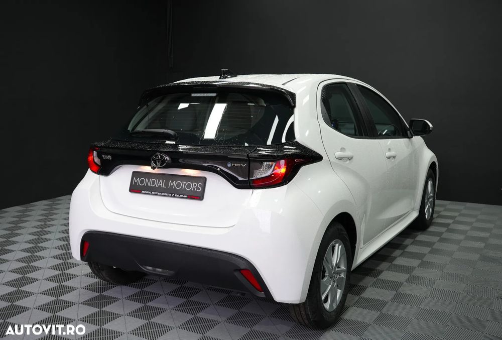 Toyota Yaris - 6