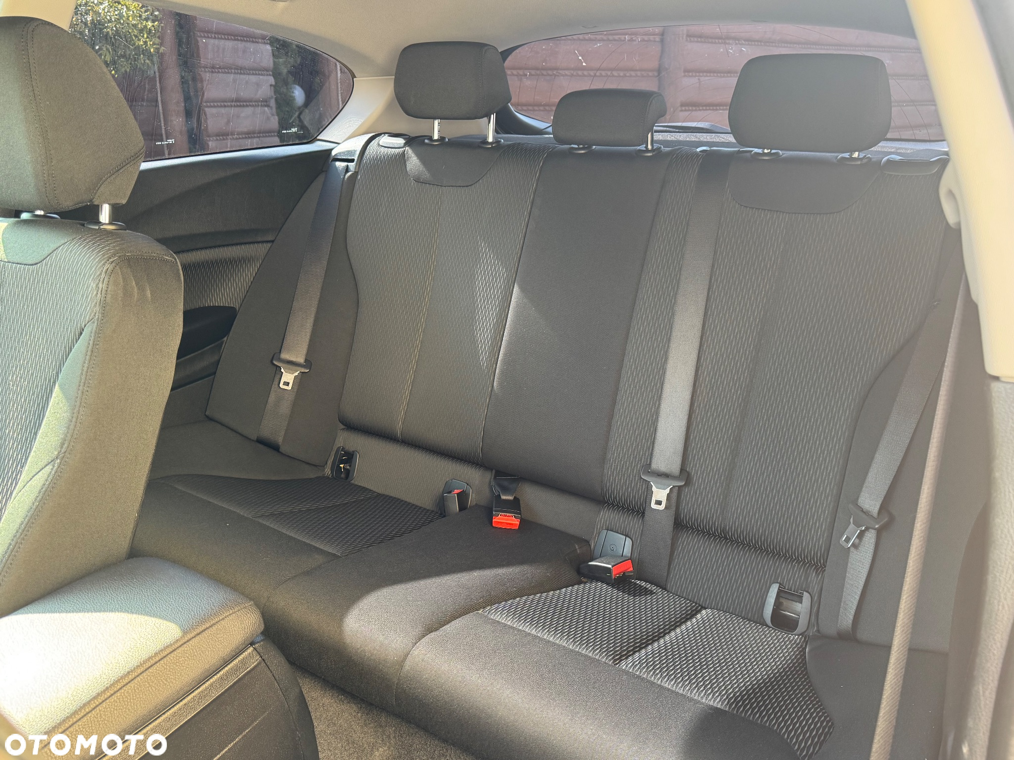 BMW Seria 1 118i - 11