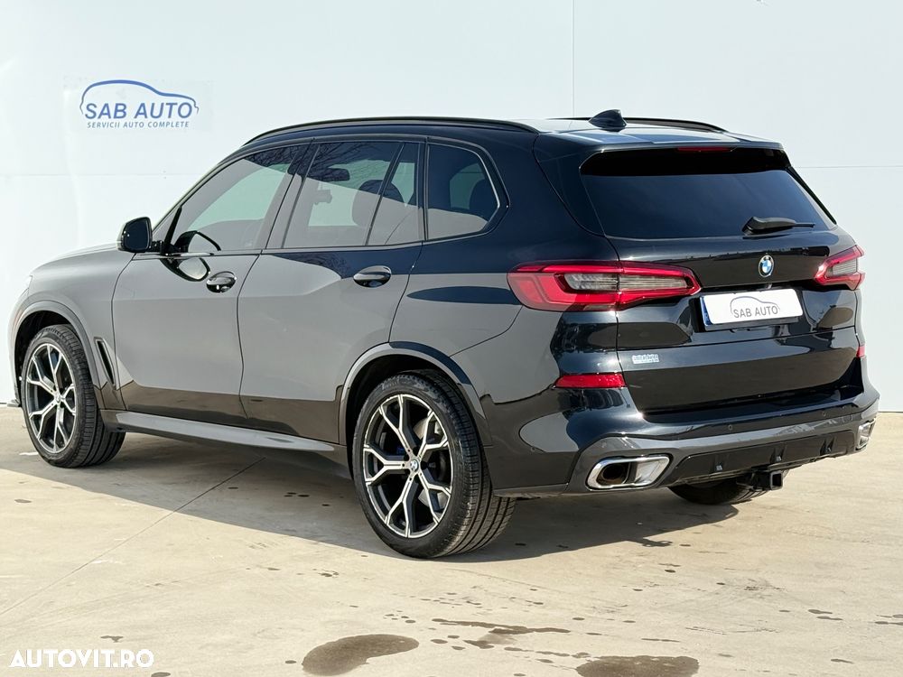 BMW X5 xDrive40i - 28