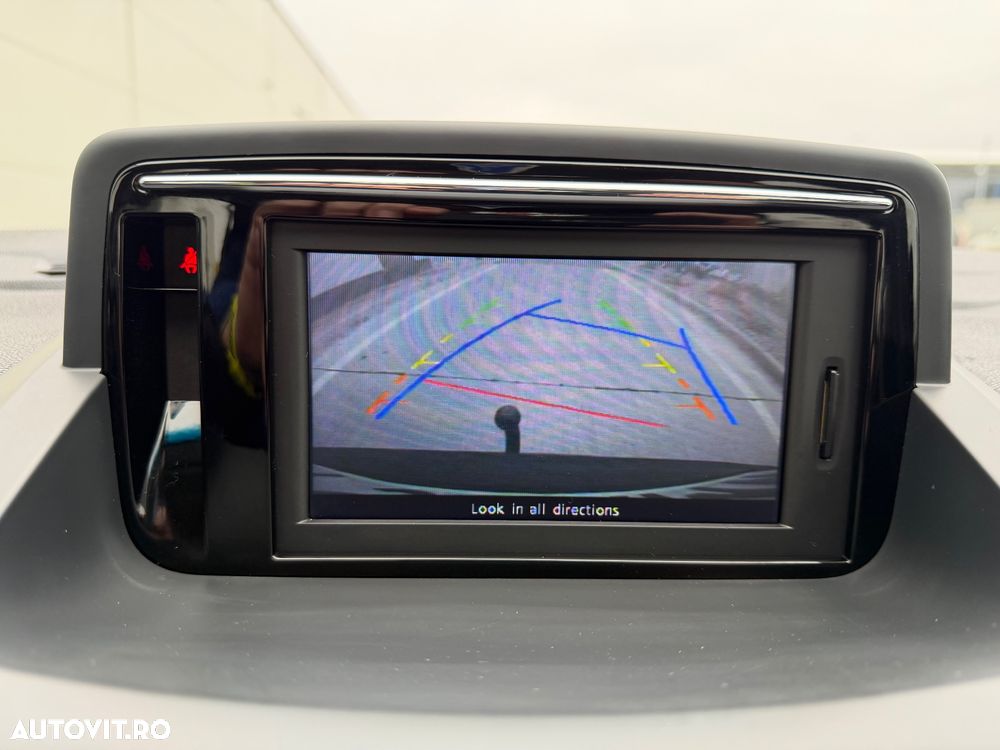 Renault Megane ENERGY dCi 110 Start & Stop Bose Edition - 8