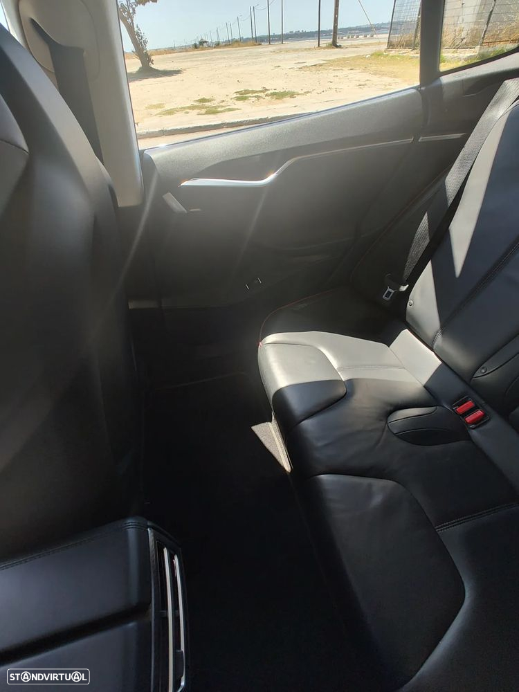 Tesla Model S 85 Perfomance - 6