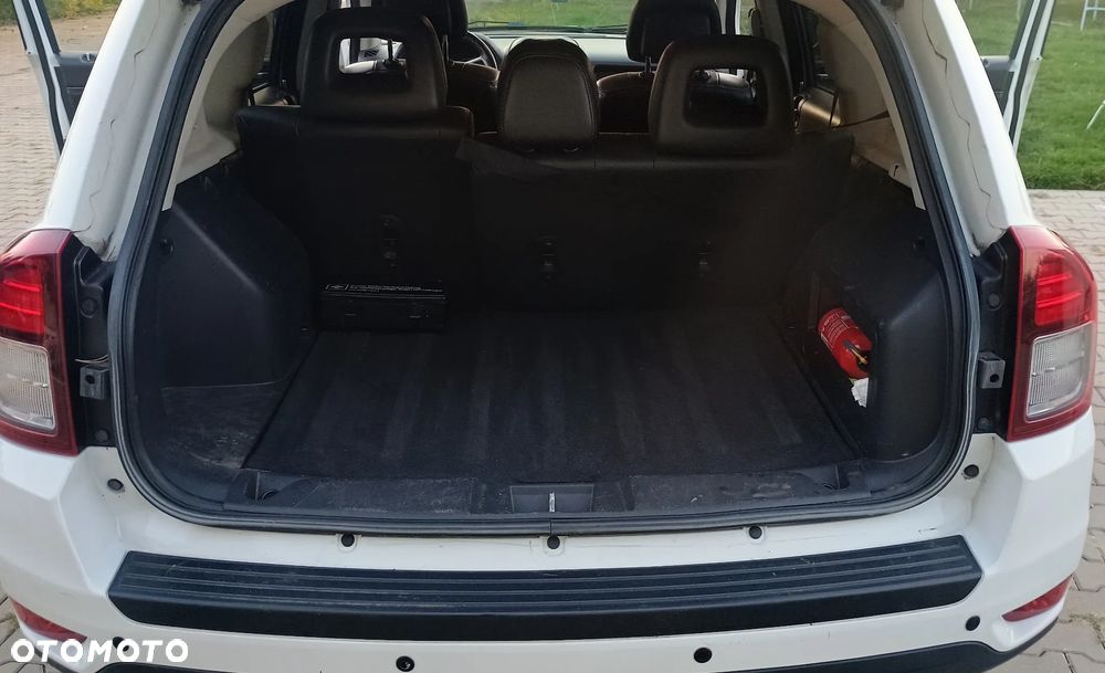 Jeep Compass - 12