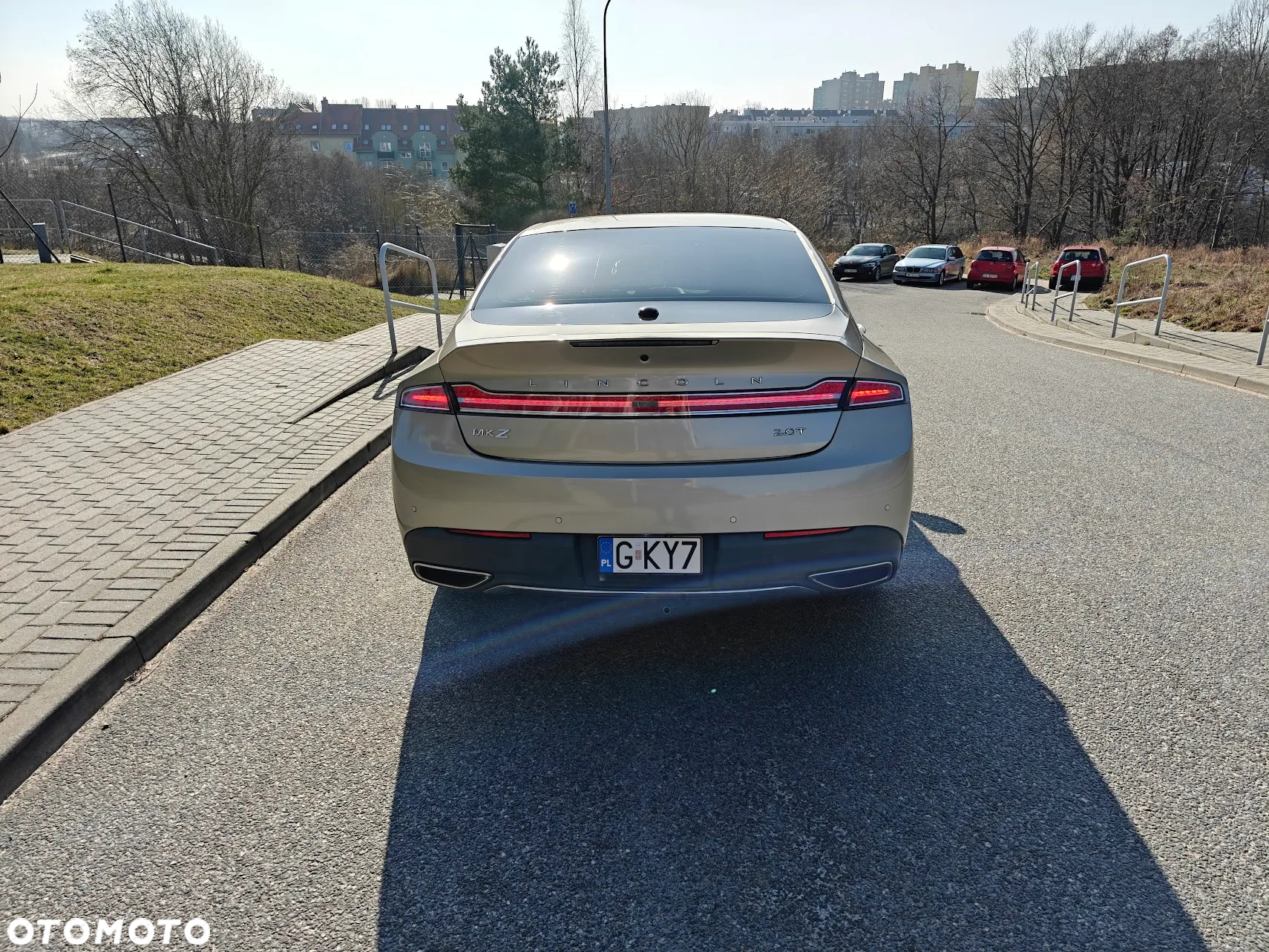 Lincoln MKZ - 5