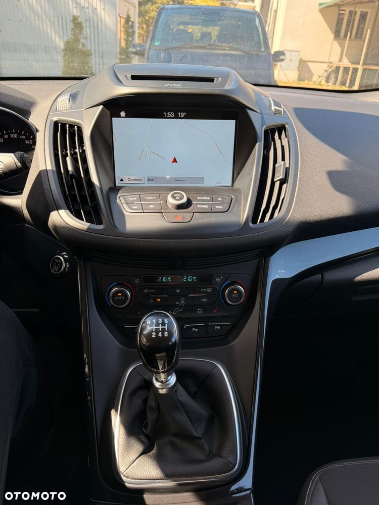 Ford Kuga - 13