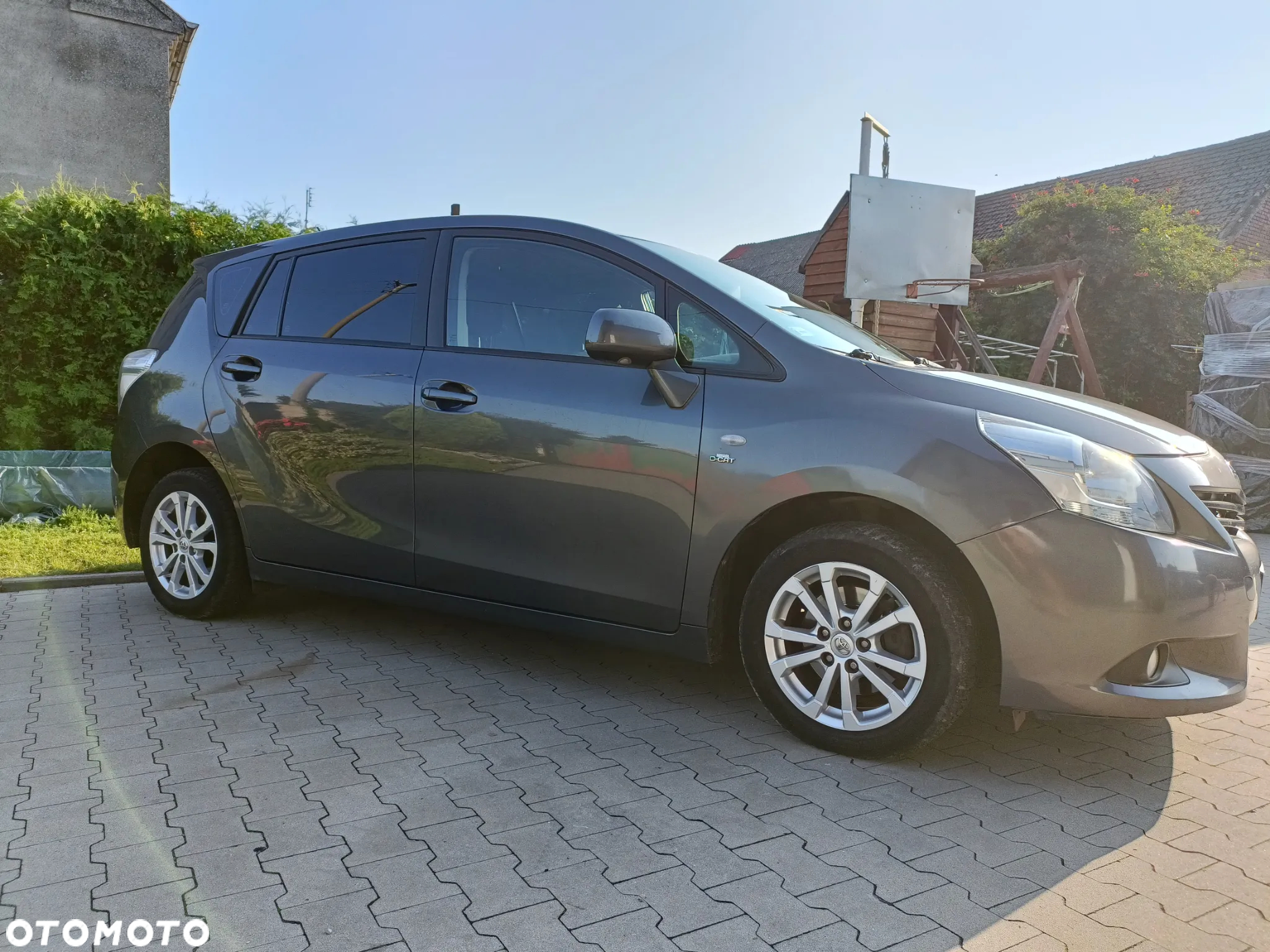 Toyota Verso 2.0 D-4D Premium - 4