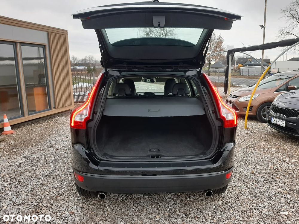 Volvo XC 60 D5 AWD Momentum - 12