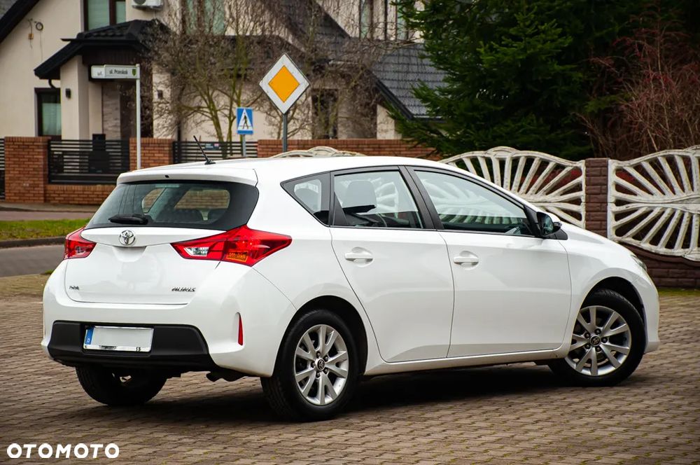 Toyota Auris 1.33 VVT-i Life - 21
