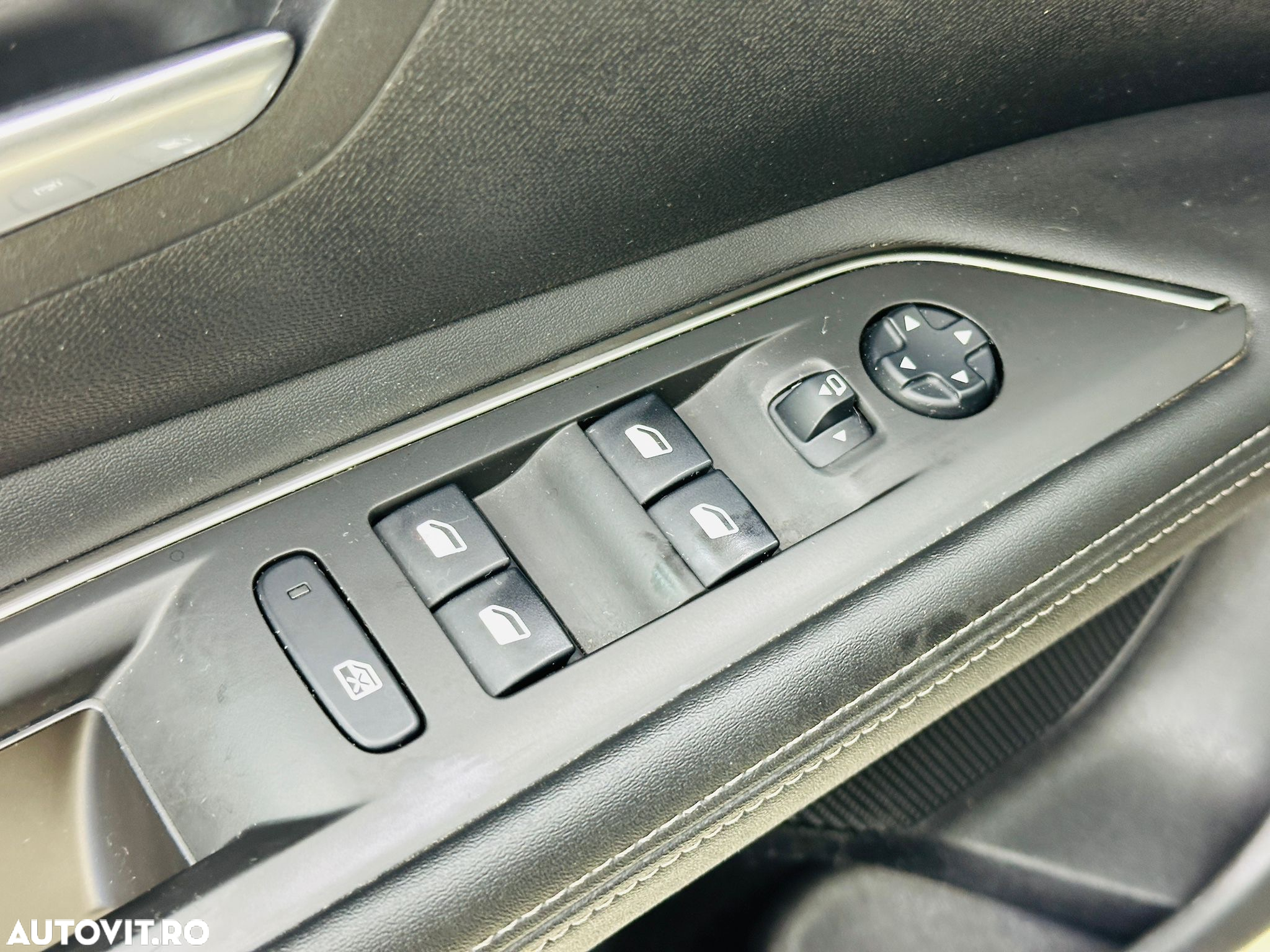 Peugeot 3008 - 16