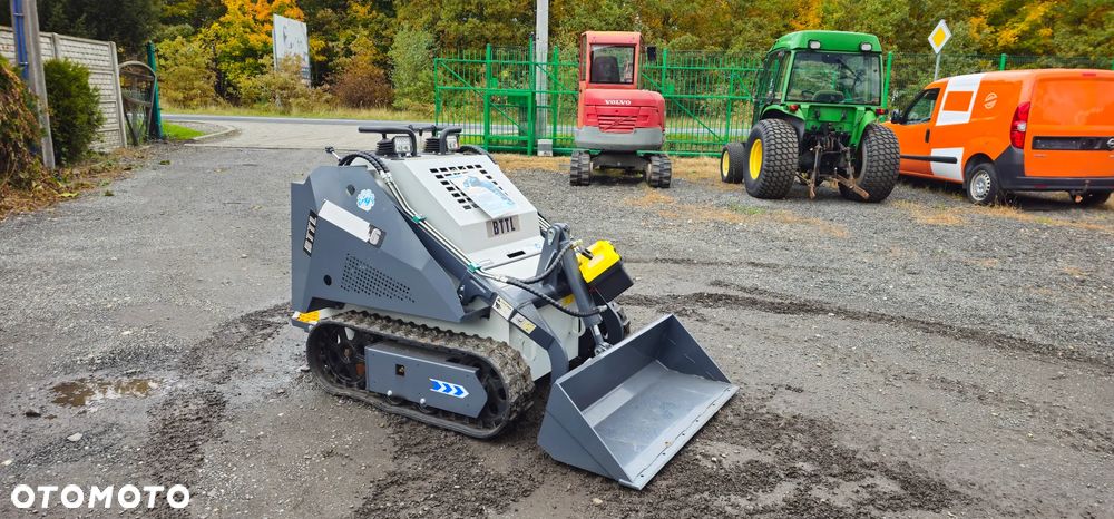 Mini ładowarka gąsienicowa BTTL ST25M-6 Mini skid koparka łańcuchowa - 4