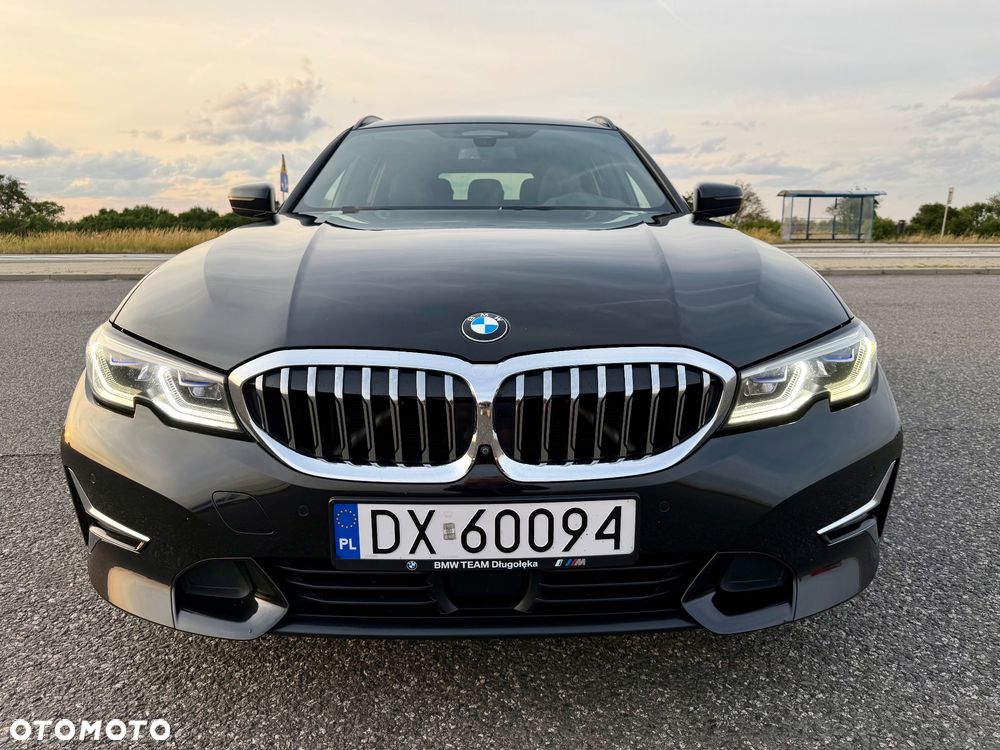 BMW Seria 3 320d xDrive Luxury Line sport - 4
