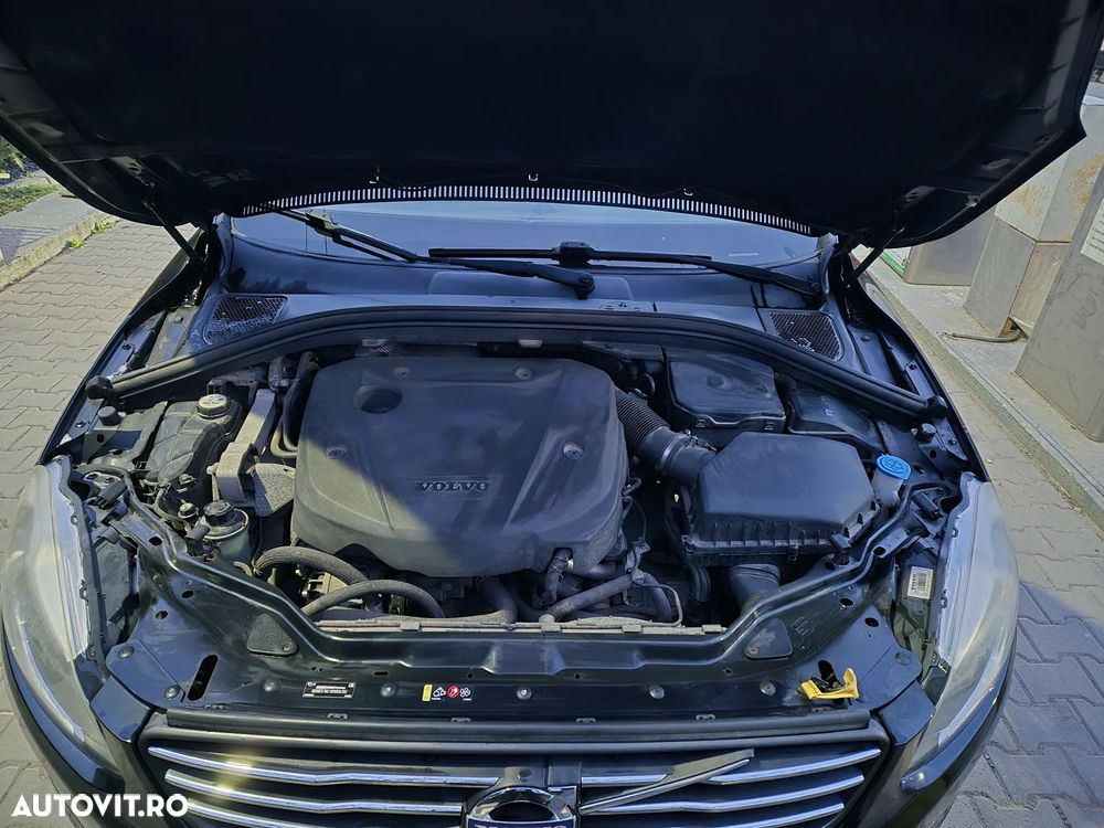 Volvo XC 60 D4 Geartronic Summum - 13
