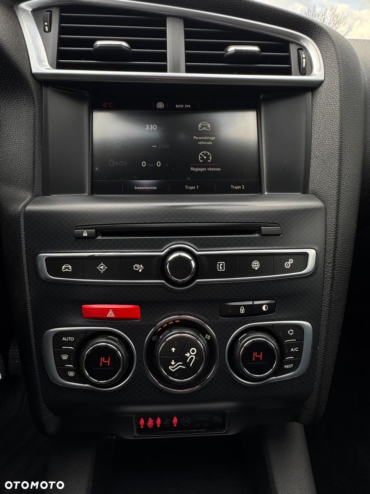 DS Automobiles DS 4 Crossback - 12