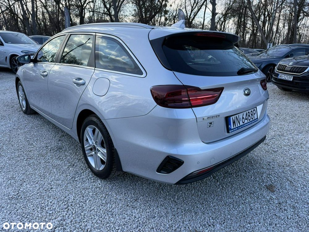Kia Ceed - 15