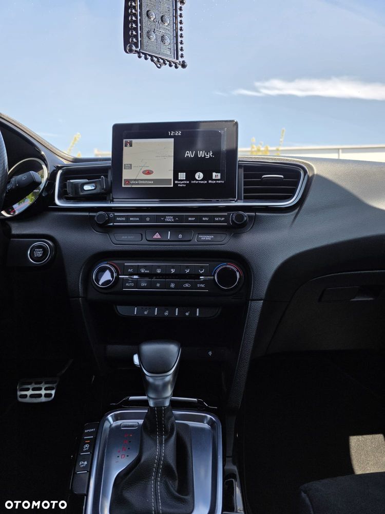 Kia ProCeed - 10