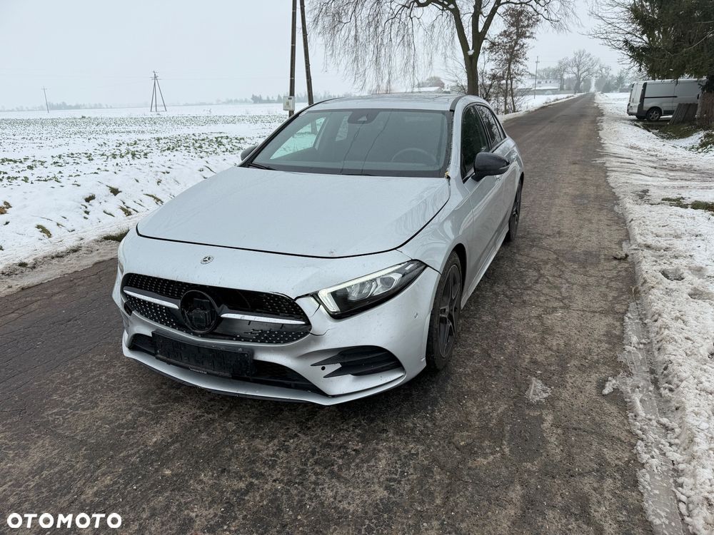 Mercedes-Benz Klasa A 180 7G-DCT AMG Line Advanced Plus - 2