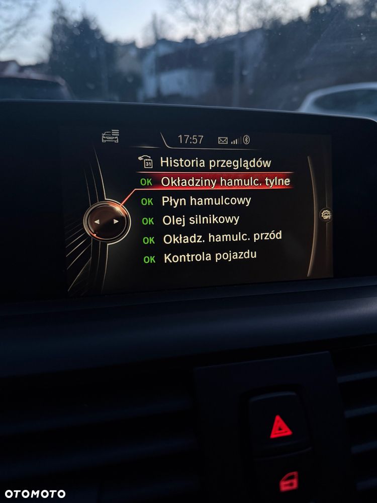 BMW Seria 1 116d EfficientDynamics - 16