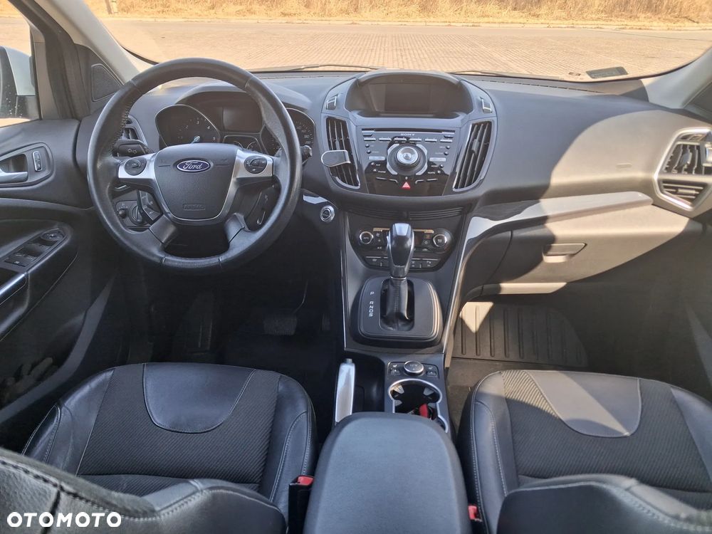 Ford Kuga - 9