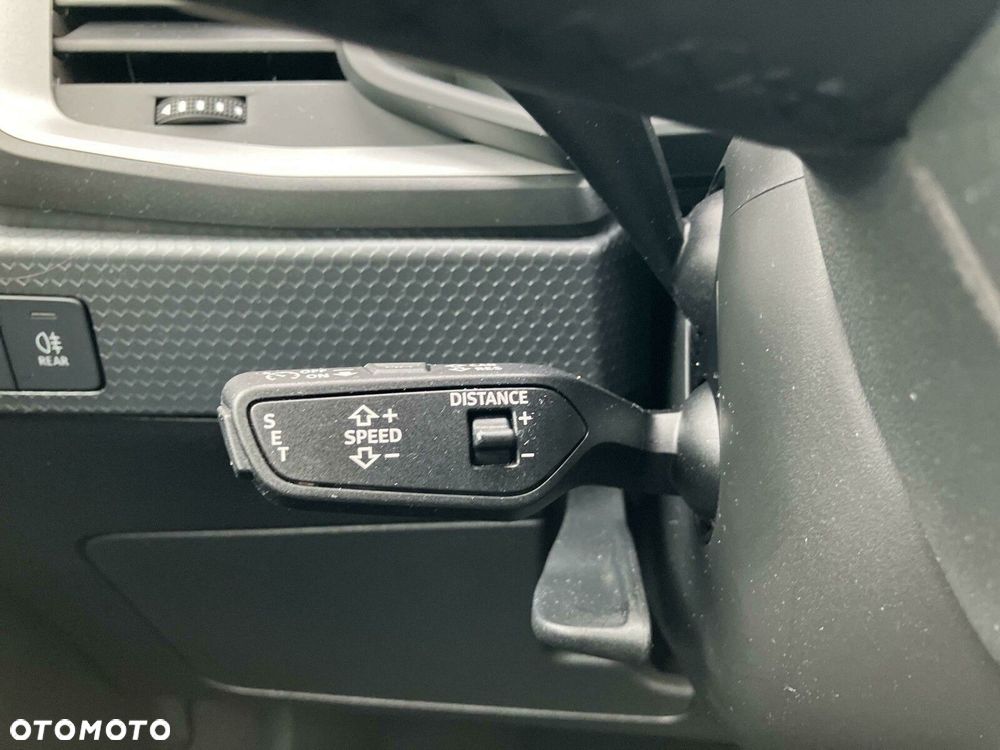 Audi A1 Sportback 35 TFSI Advanced S tronic - 19