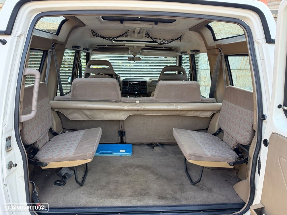 Land Rover Discovery 2.5 TDi - 7